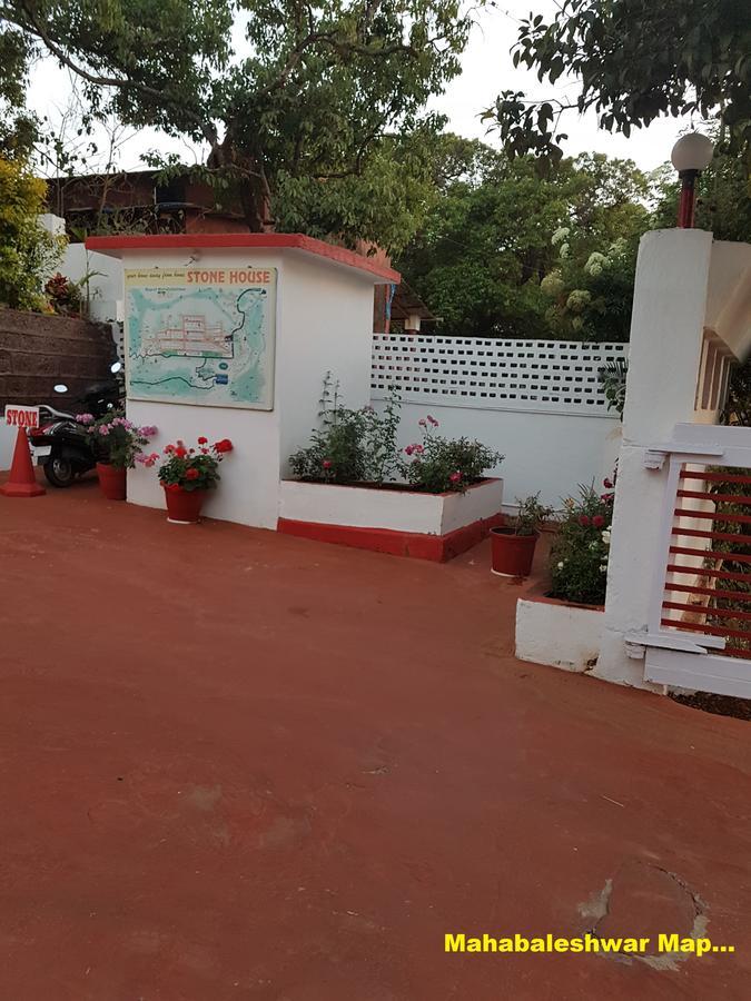 Hotel Stone House Mahābaleshwar Eksteriør billede
