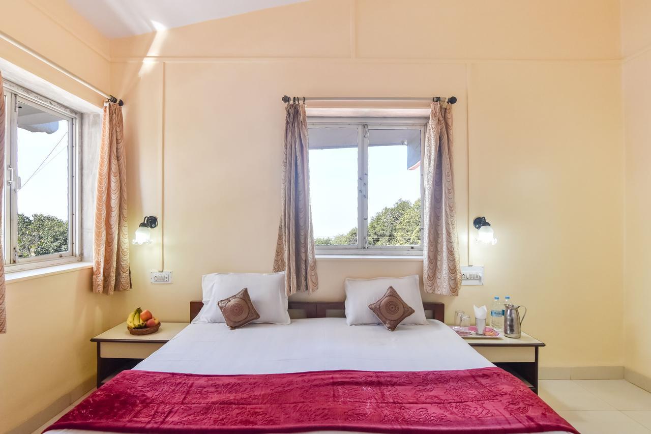 Hotel Stone House Mahābaleshwar Eksteriør billede