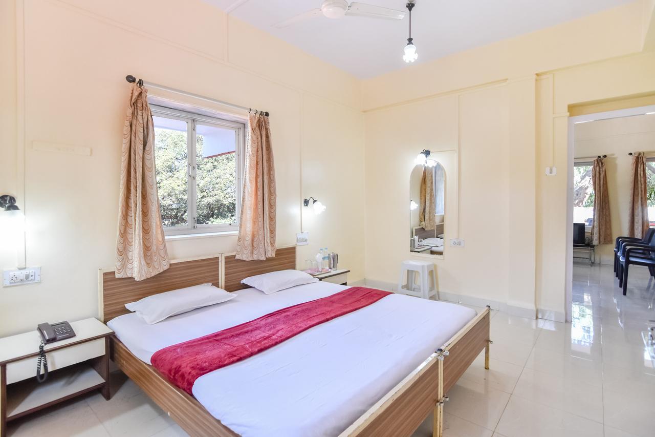 Hotel Stone House Mahābaleshwar Eksteriør billede